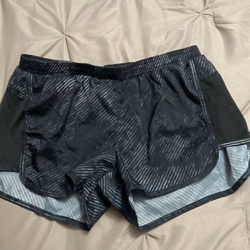 Old navy athletic shorts